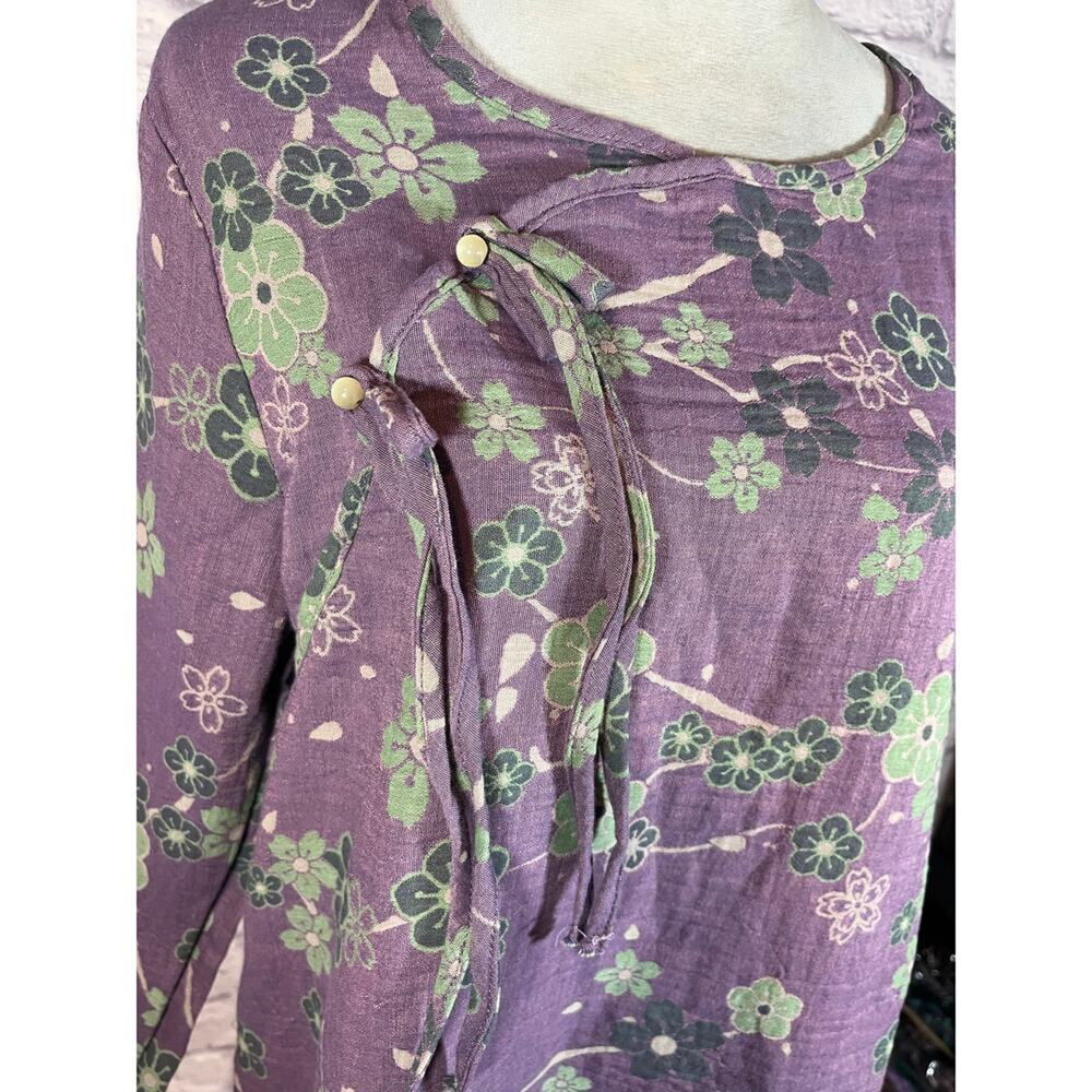 Super Soft and Comfy Asian-inspired Floral Top - Picture 7 of 7